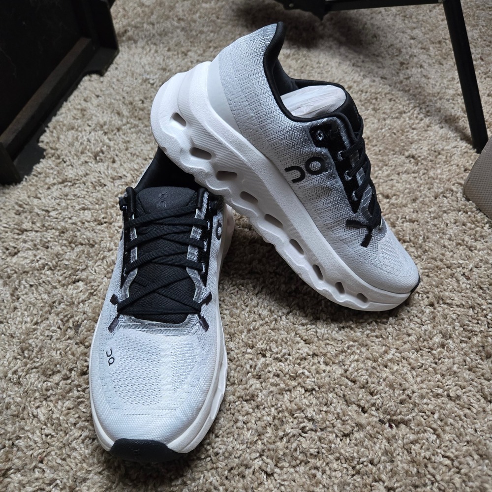 On Running Cloudtilt Sneakers Womens 5 Black Ivory CloudTec Phase new in box